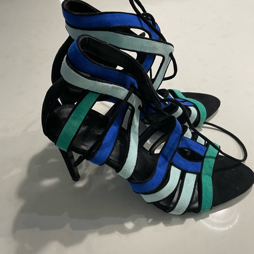 Zara 38 heels /sandals